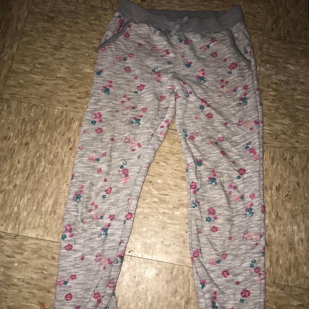gray joggers